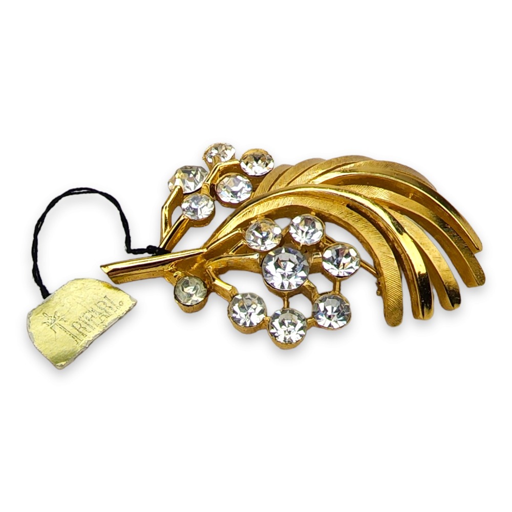Trifari Brooch‎ Pin Gold Tone Gold Vintage Rhinestone Flower Leaf Spray